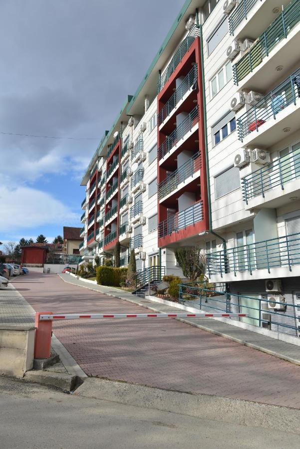 Vrnjačka Banja Studio Apartman Zvezdana Noc מראה חיצוני תמונה